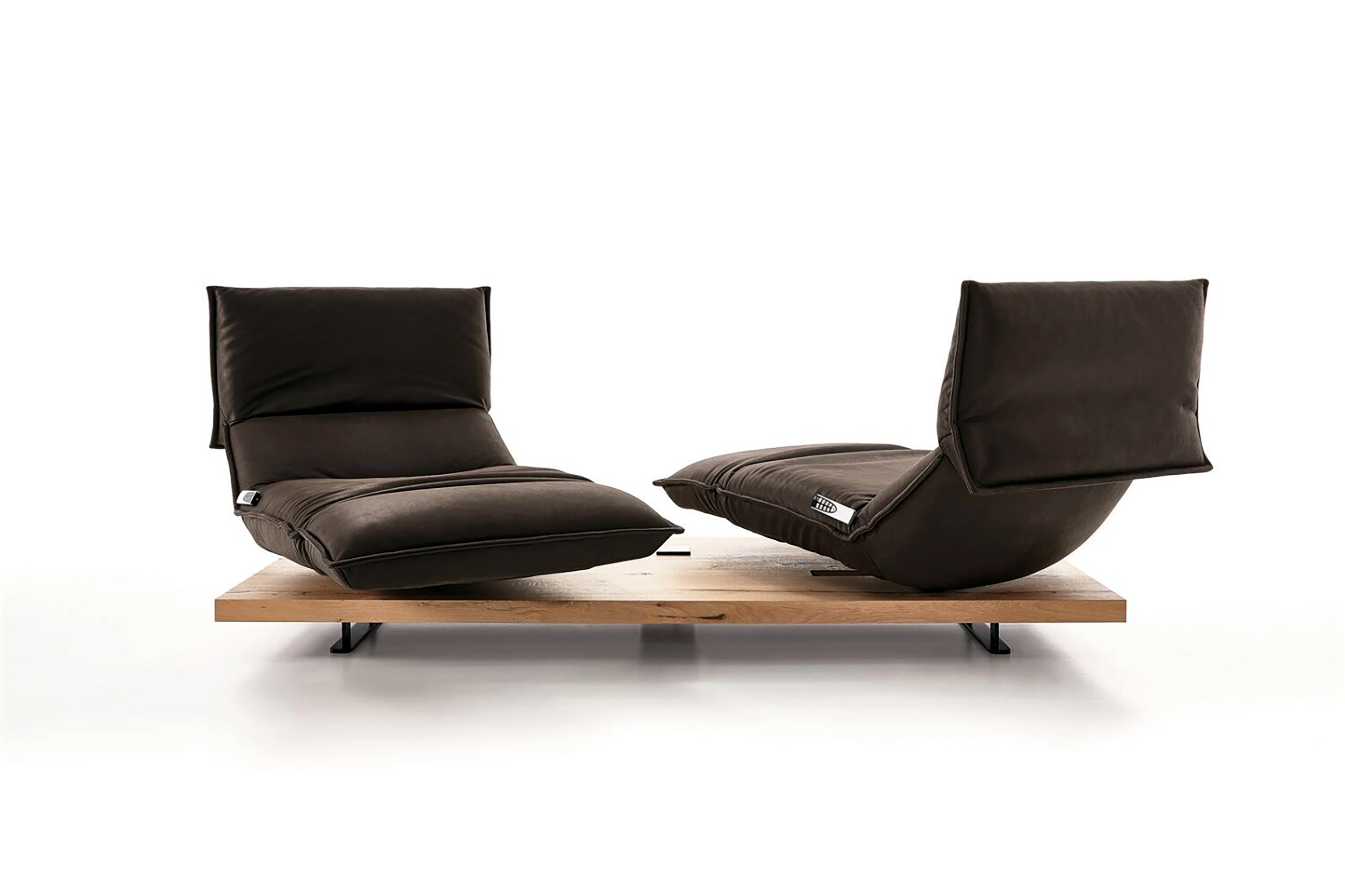 EDIT 2.5 Seater Functional Sofa in Leather by Koinor