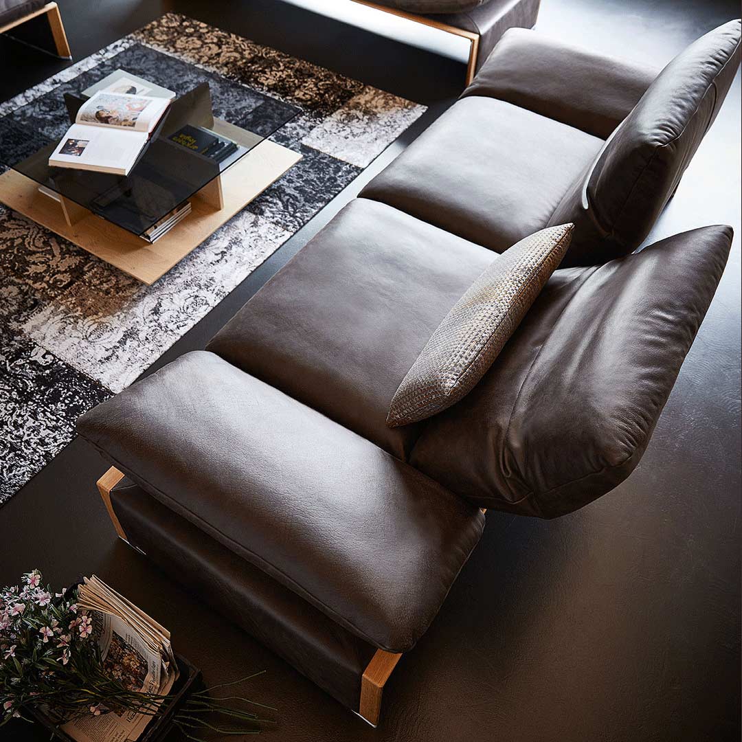 HARRIET 2.5 Seater Sofa in Leather by Koinor