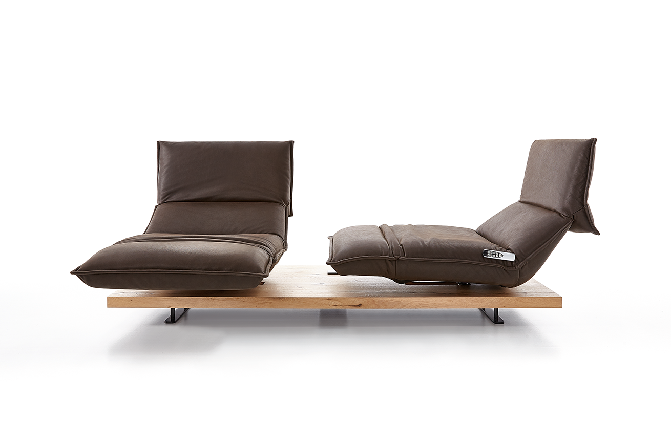 EDIT 2.5 Seater Functional Sofa in Leather by Koinor