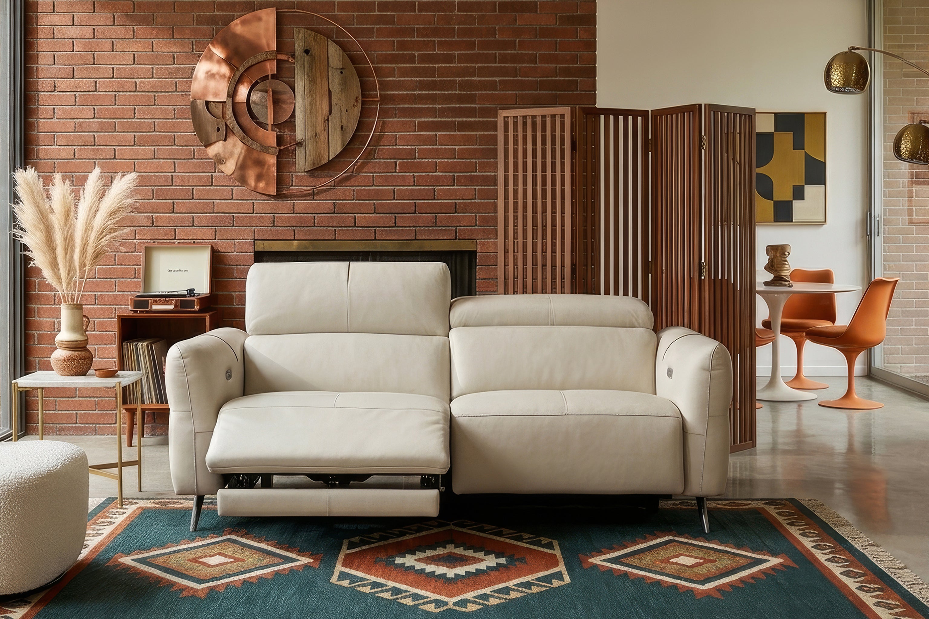 LESLEY 2.5 Seater Power Incliner Sofa in Leather by Castilla
