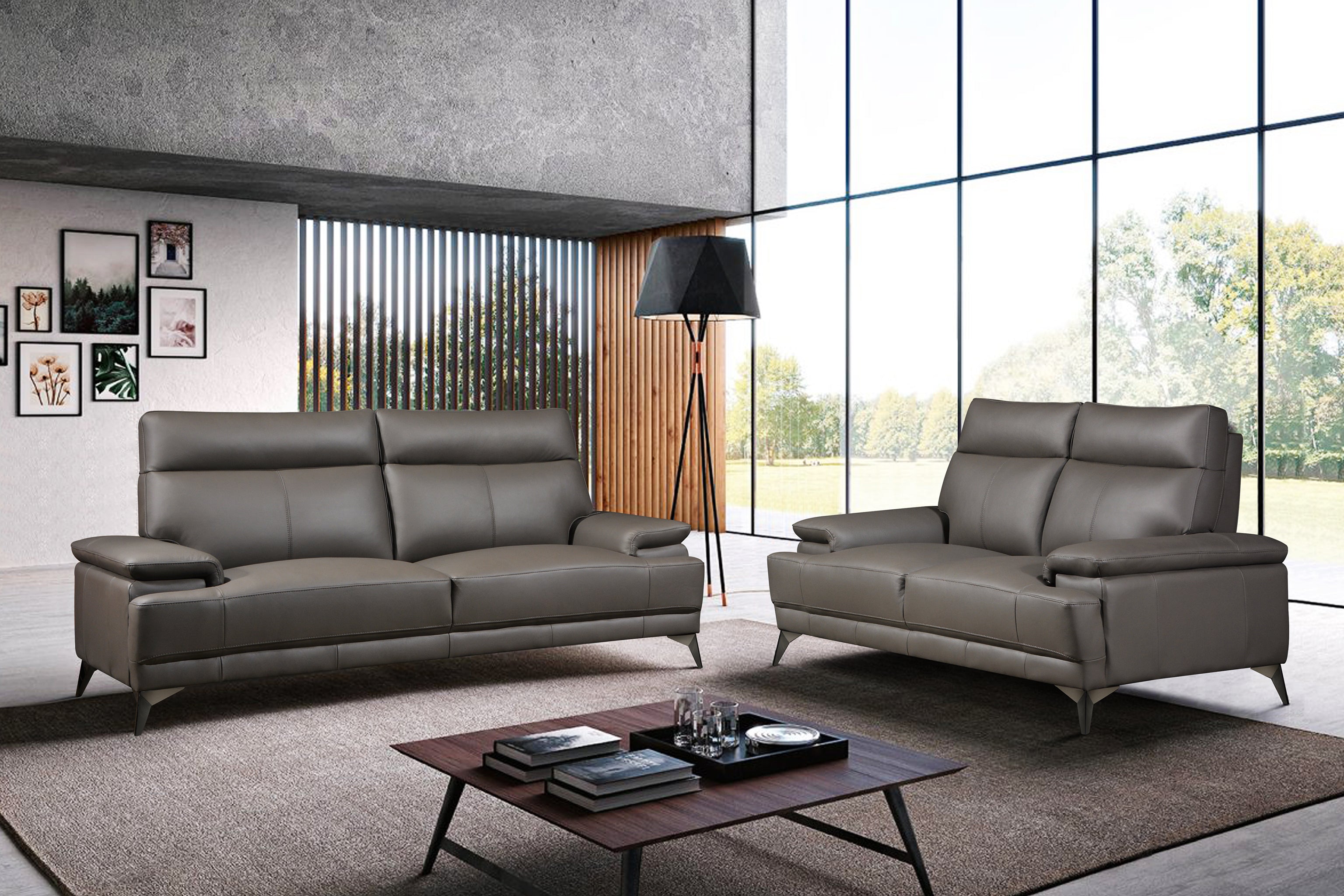 MILOTTI 2.5 Seater Sofa In Leather By Castilla
