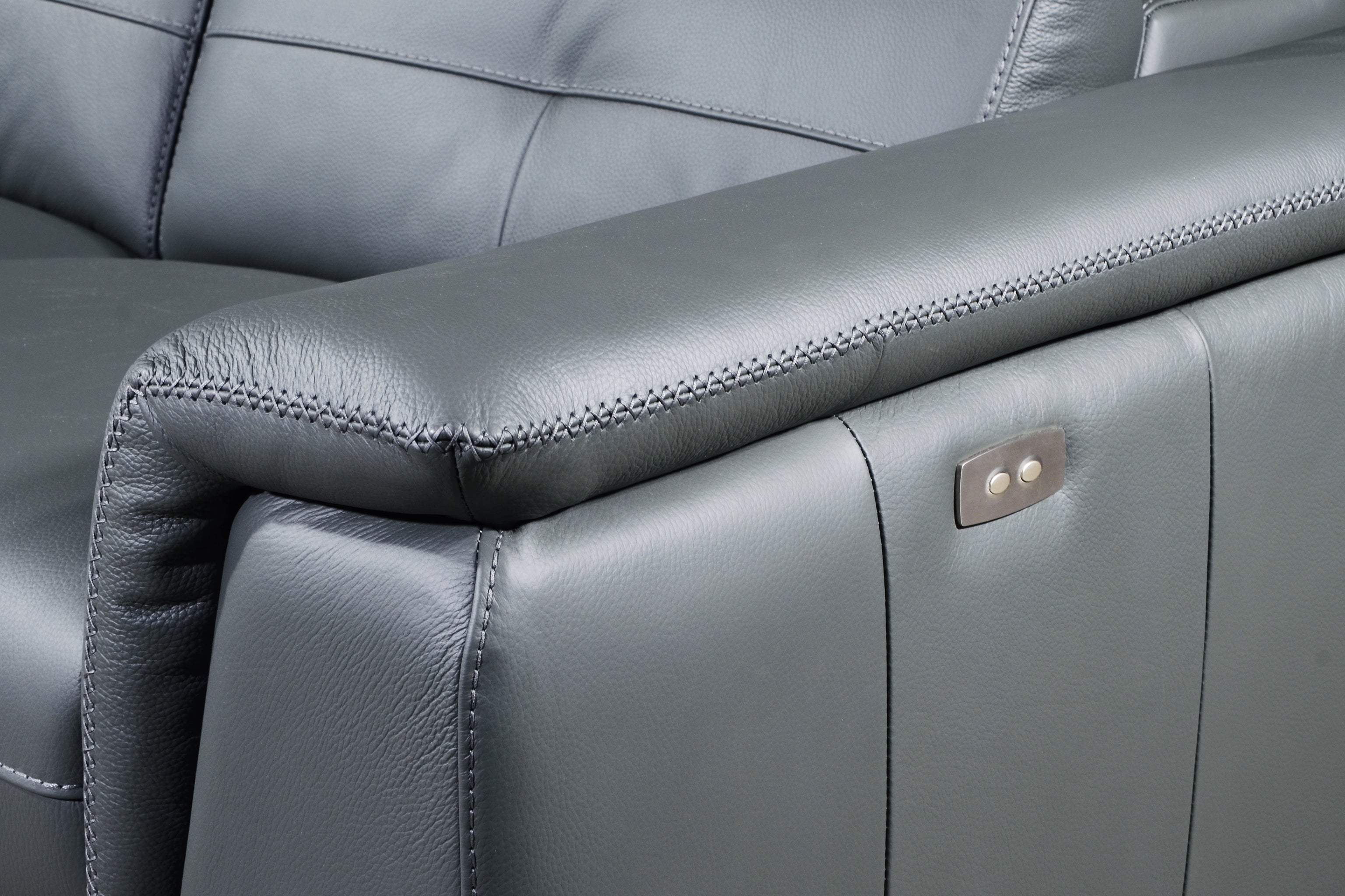 TEVLA 3.5 Seater Incliner Sofa in Leather by Castilla