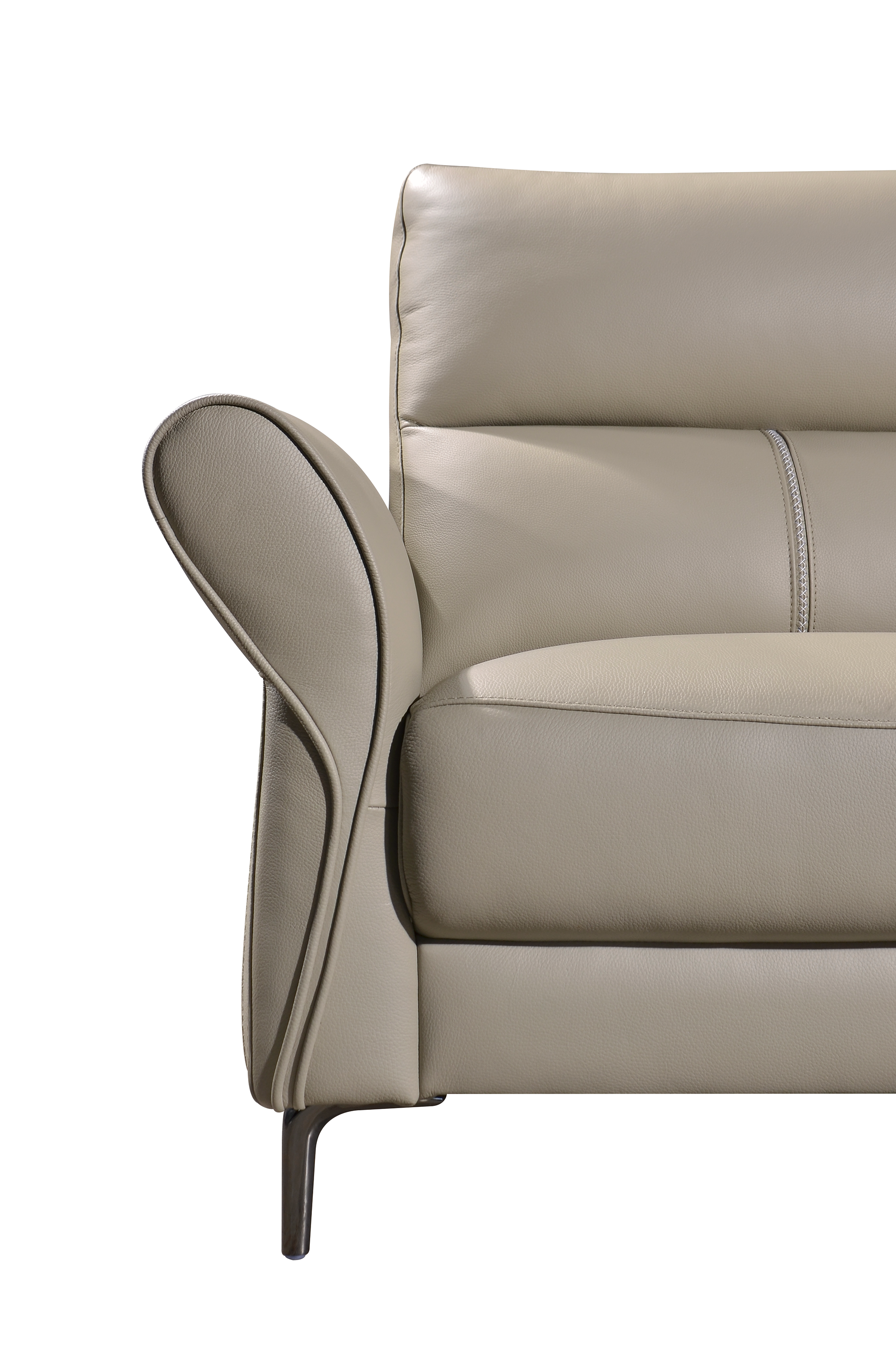 VOLLUTO 2.5 Seater Sofa In Leather By Castilla