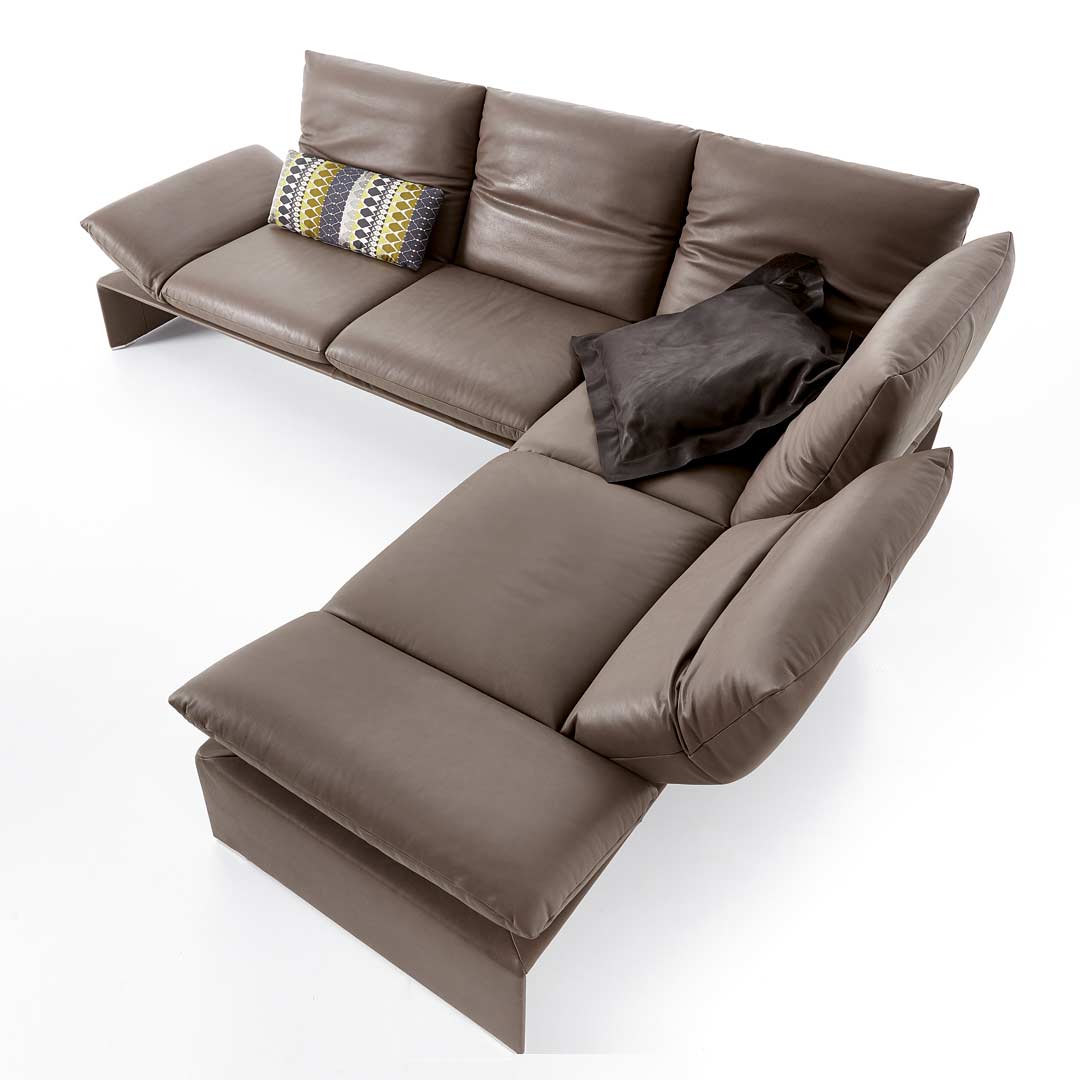 HARRIET 2.5 Seater Sofa in Leather by Koinor